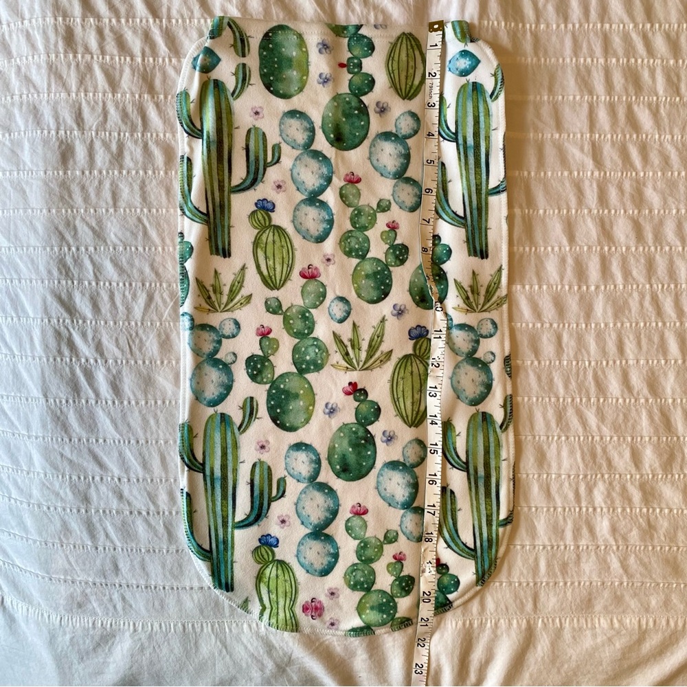 Unisex Newborn Cactus Print Hat and Swaddle Set - Picture 4 of 6